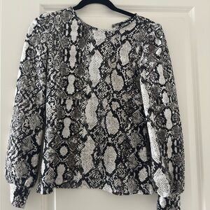 Express Monochrome Snake Print Blouse